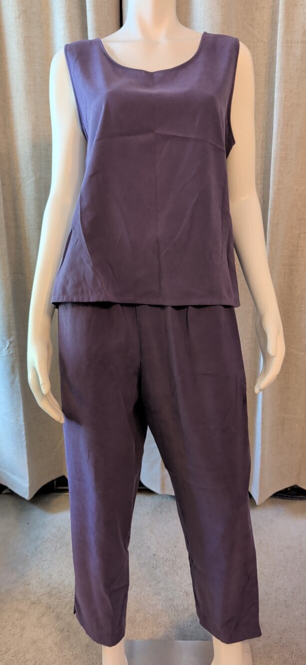 VTG Tan Jan Petites Women's Size 14/12 2 Pc. Purple Sleeveless Top & Pants Set